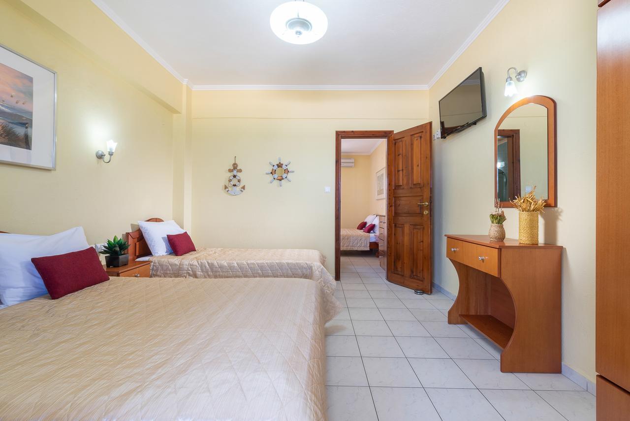 Aparthotel House Kostas On The Sarti
