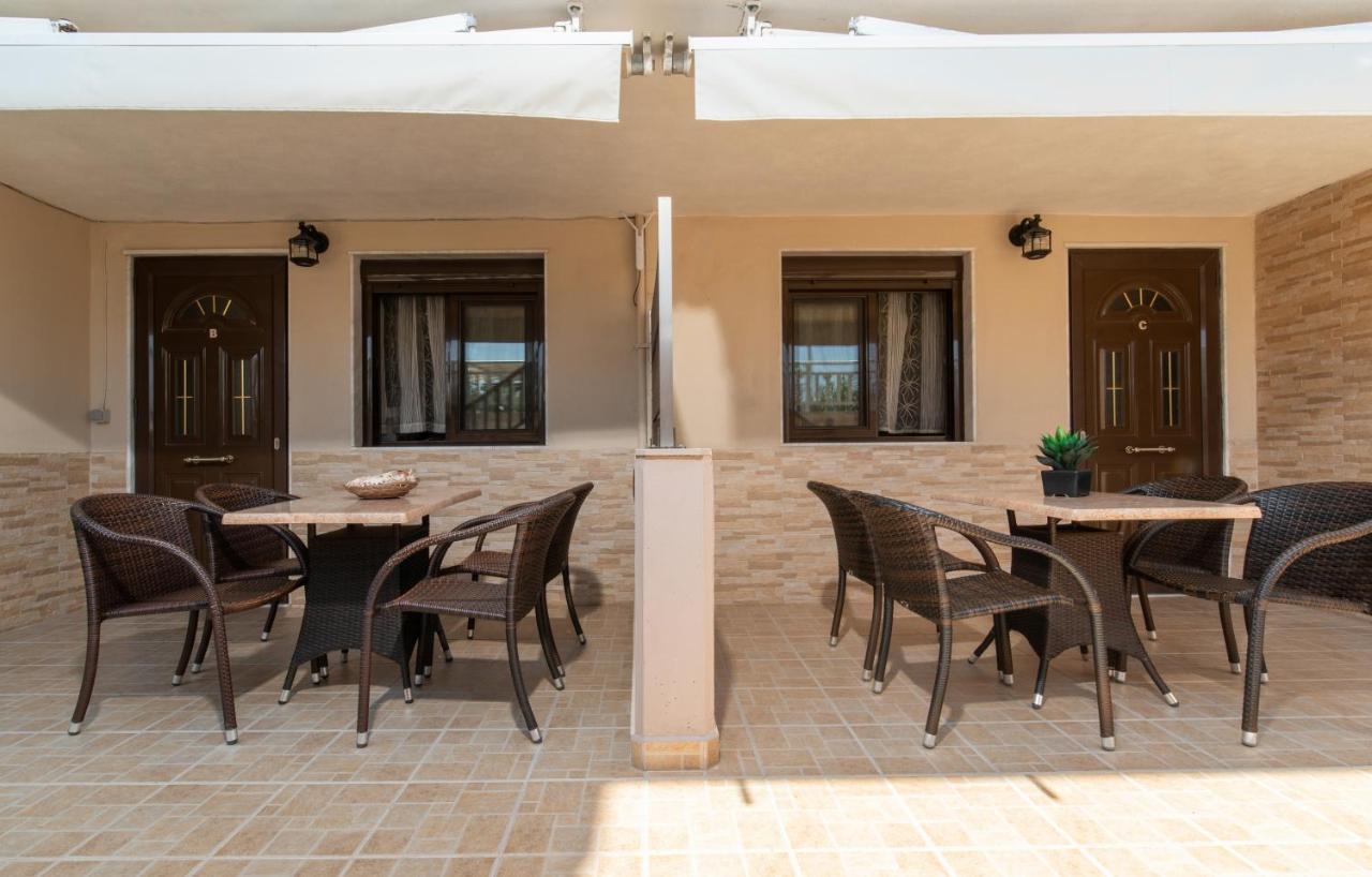 House Kostas On The Aparthotel *