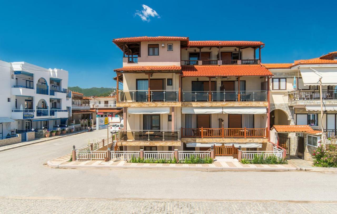Aparthotel House Kostas On The *